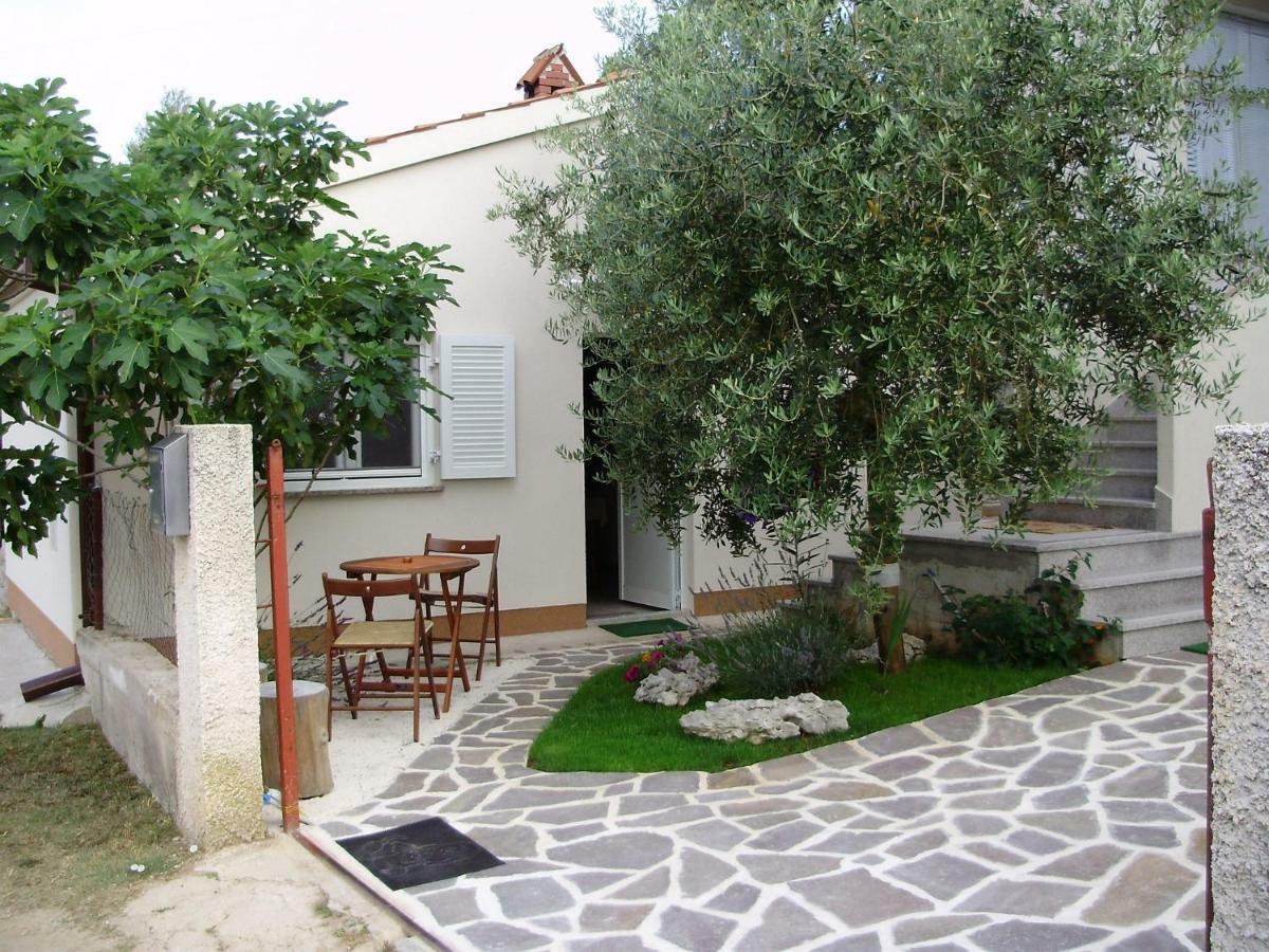 Leca- Small House Medulin Exterior photo
